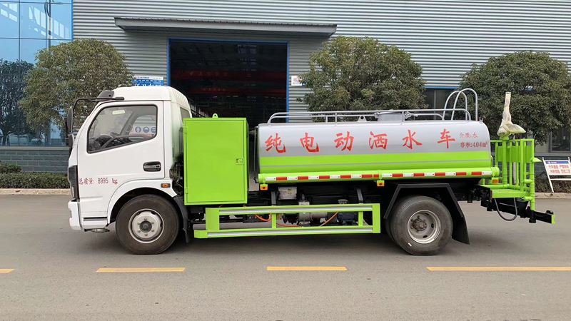 電動(dòng)灑水車圖片 電動(dòng)灑水車圖片
