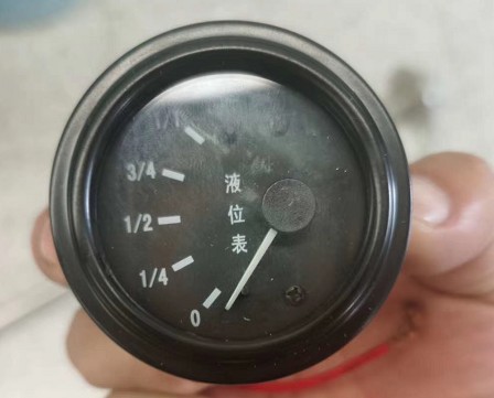 ����܇(ch��)���ҺλӋ(j��)�DƬ